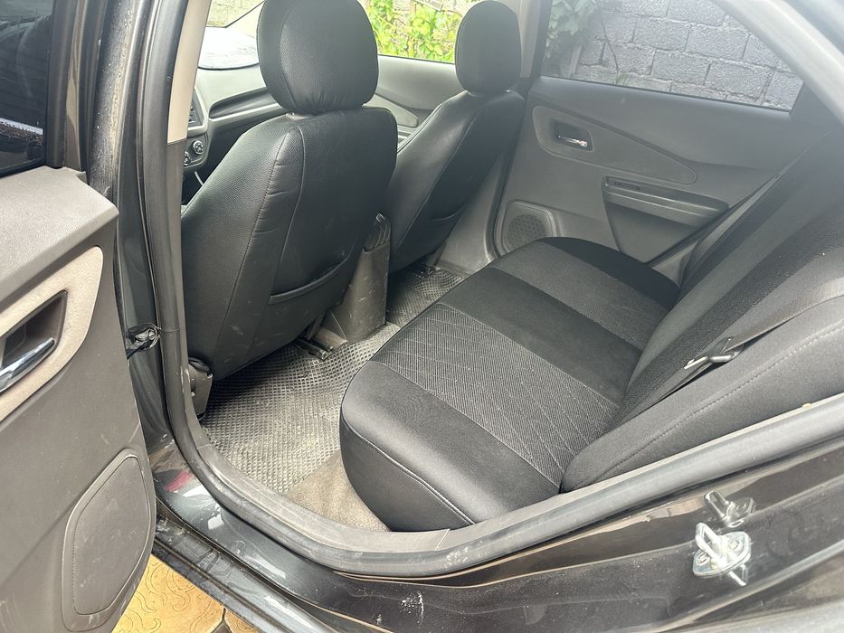 Chevrolet Cobalt 2025 — 9