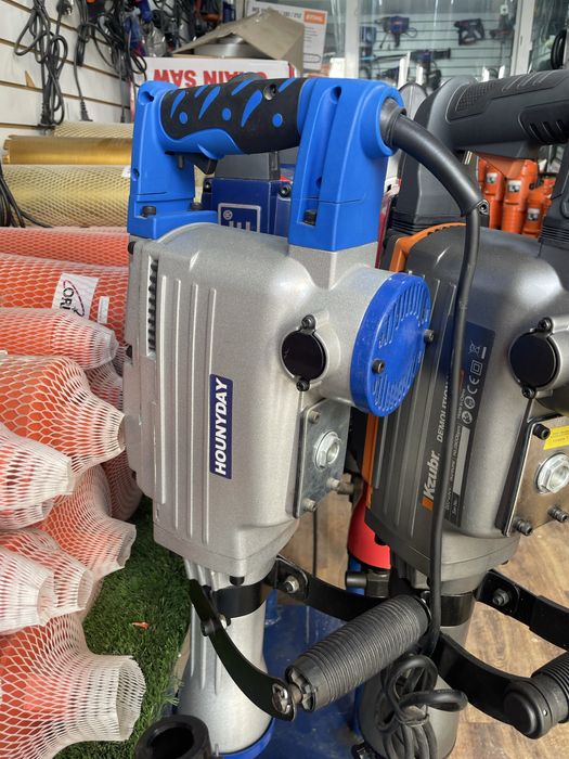 Отбойный молоток Otboyni molotok