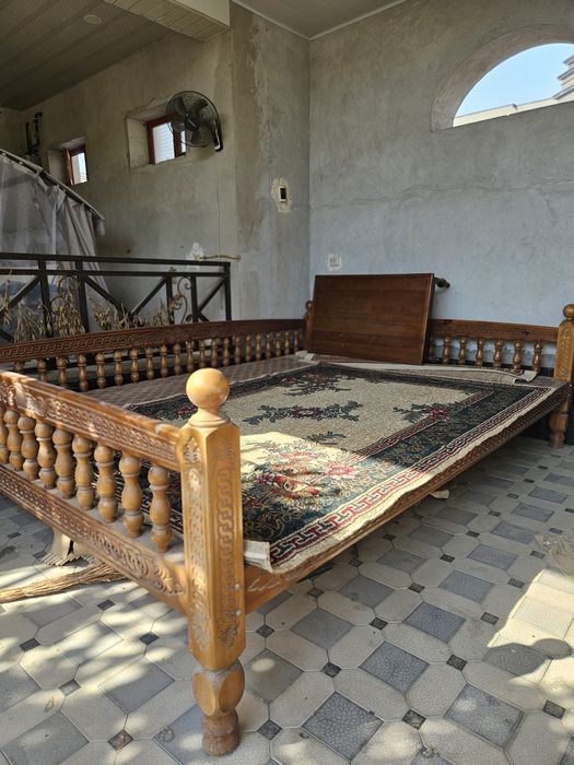 Каравот сотилади