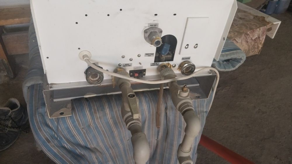 Котел теплоррсс настенный