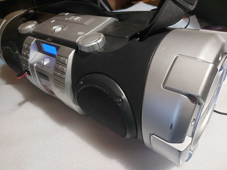 JVC RV-NB50 Powered Woofer CD System