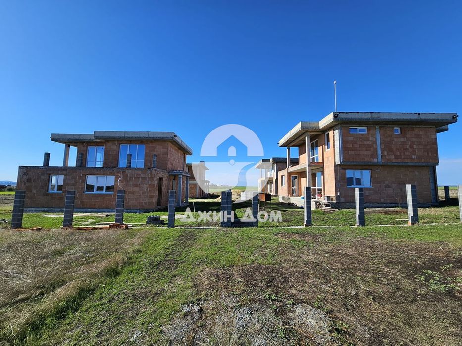 Продава се Къща в Бургас, Сарафово - 204 кв.м за 713 €/кв.м - Снимка #1