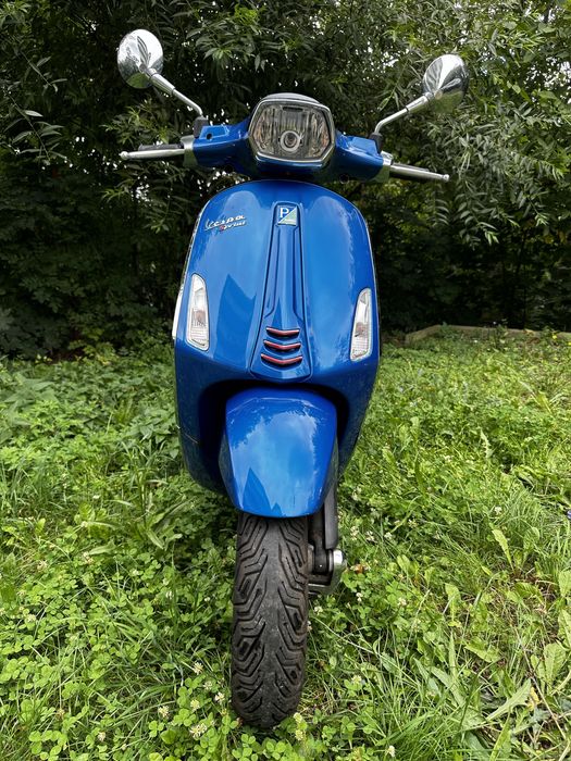 Scuter Vespa Sprint 4 T - 49 cm3 - 45km/h 2016
