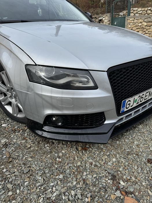 Bara fata Audi A4 b8 Lip Grila fagure