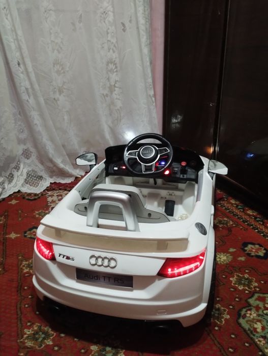 Mașinuță electrica