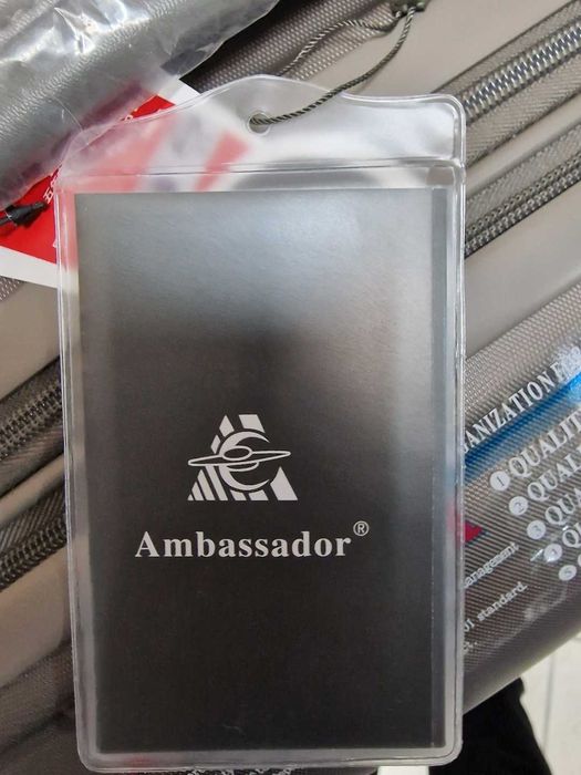 Чемодан оригинал фирма Ambassador D.Grey