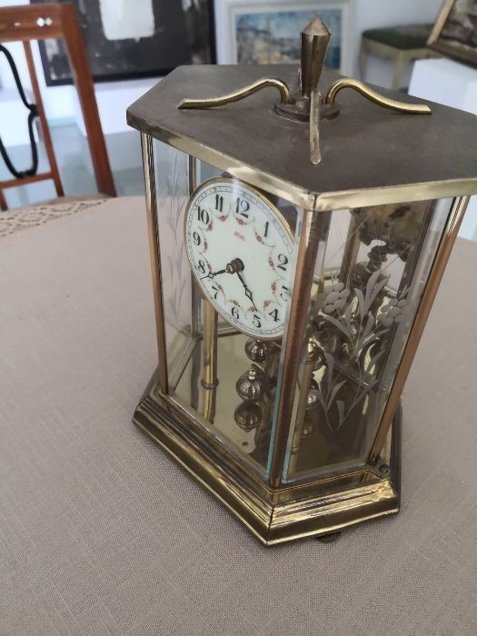 УНИКАЛЕН, ГОДИШЕН 400 дни супер красив, рядък, каминен часовник