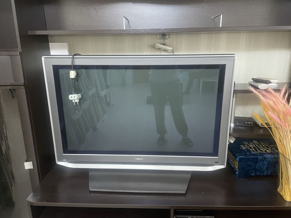 продается телефизор TOSHIBA.