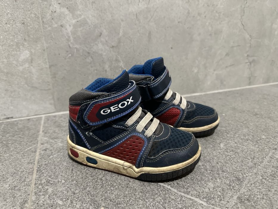 Детская обувь, кроссовки