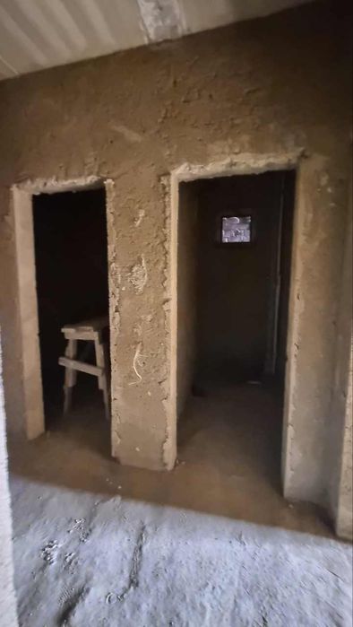 Продаётся 3х ком.я коробка СКВОЗНАЯ,  без ГЛУХИХ,  на 3м эт.в Элитной