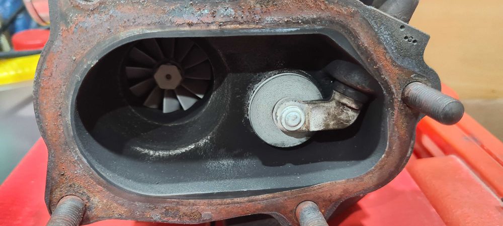 Продавам турбо TD04L Subaru