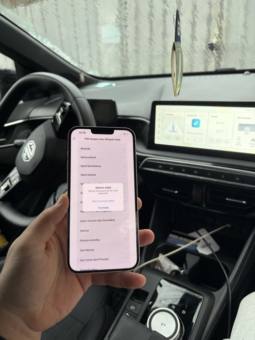 Vand iphone 14 plus pentru piese