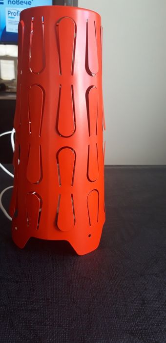 Нощна лампа с ламели