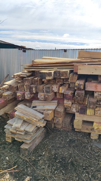 Продам  б/у брус