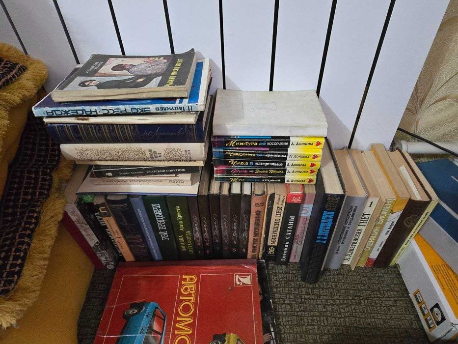 Книги разных жанров, журнал автомобили ваз-2108/2109