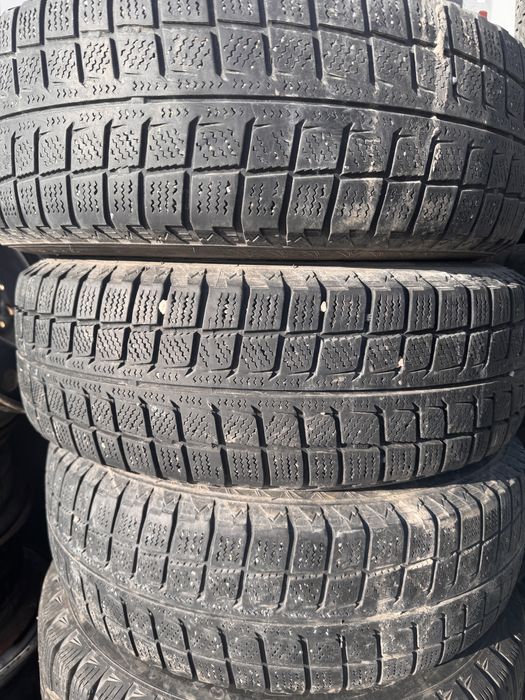Шины зима липучка на Р15