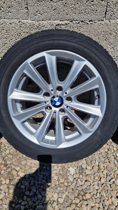 BMW E90 оригинални джанти със зимни гуми 225/55/17 8J×17 ET30 5×120