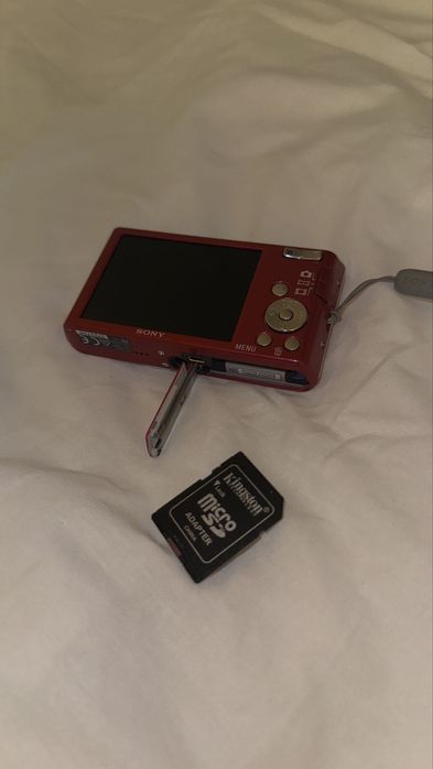 Sony Cyber-shot DSC-W830