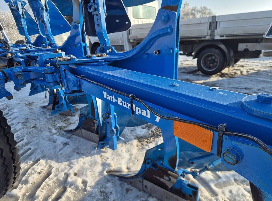 Lemken Vari-europal 7 4 talik Sotiladi