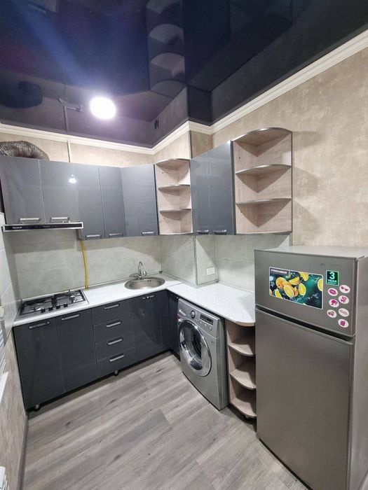 Сдается 1 комнатная квартира
С обстановкой 
В горде Алмалыке