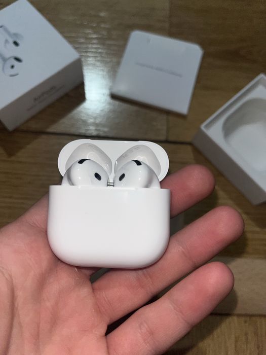 Vand airpods 4 tip c cu anc