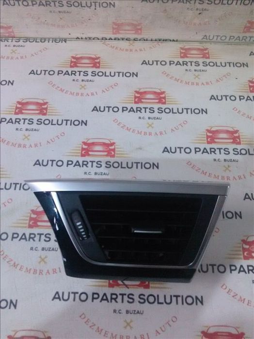 grila aerisire bord stanga bmw 320 2.0 d an fabr. 2017