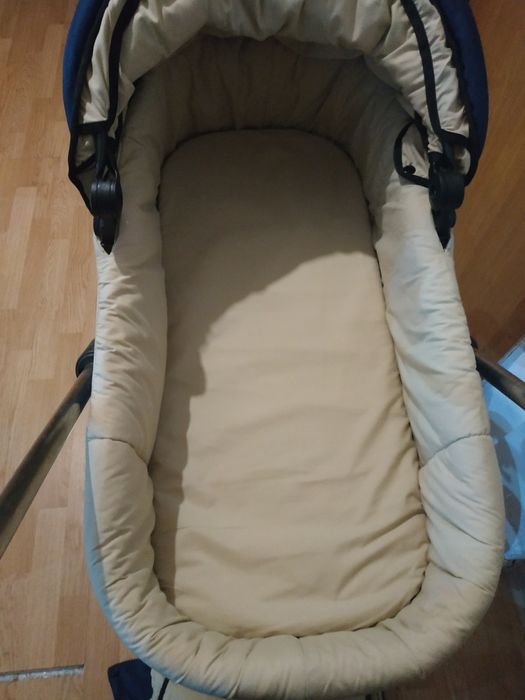Коляска в хорошем состояние