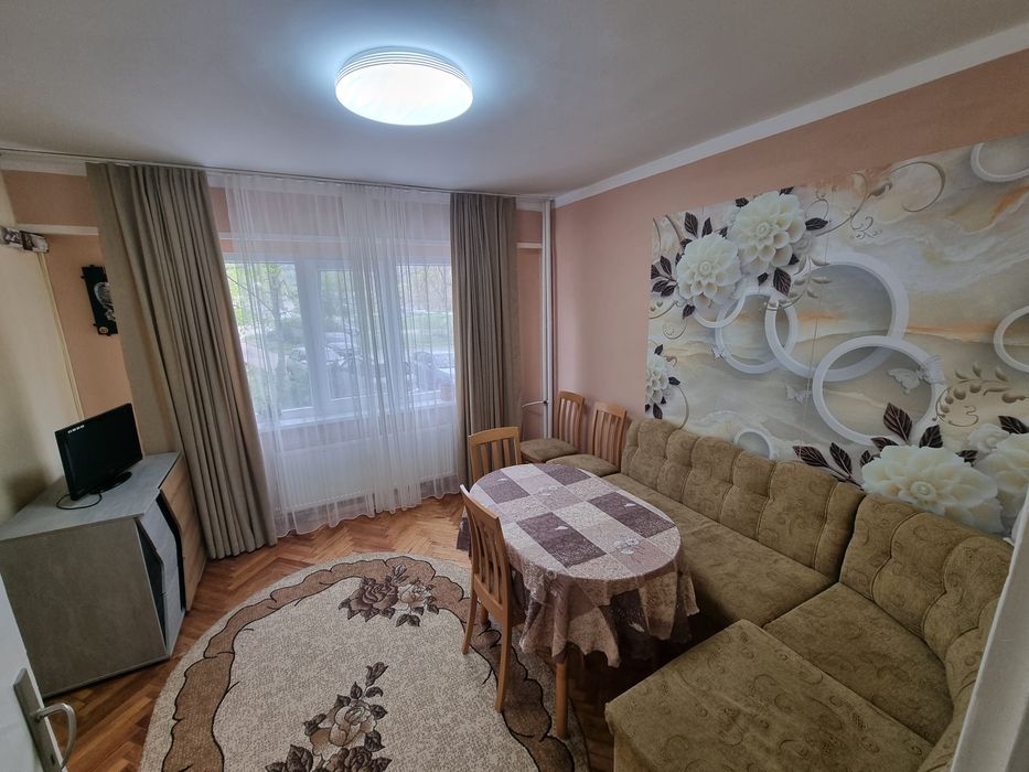 Двустаен апартамент под наем в кв. 72