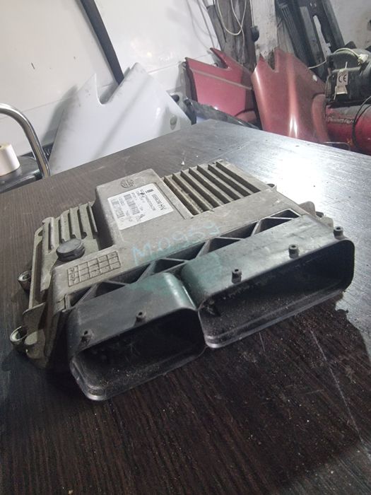 Ecu Opel Combo 1.3 CDTI 55566390 HN