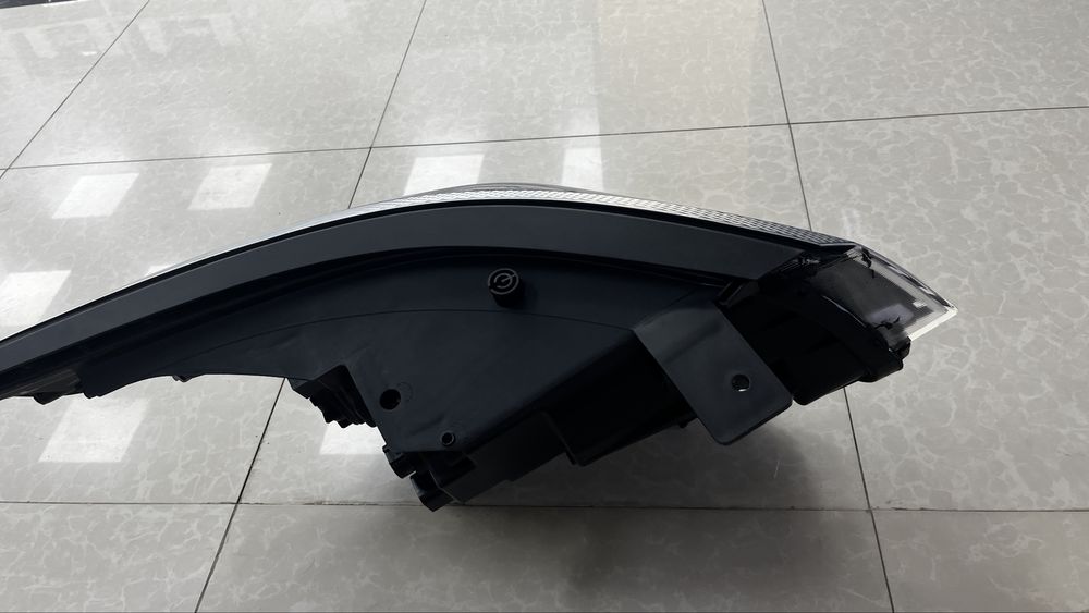 Kia Seltos фары бар