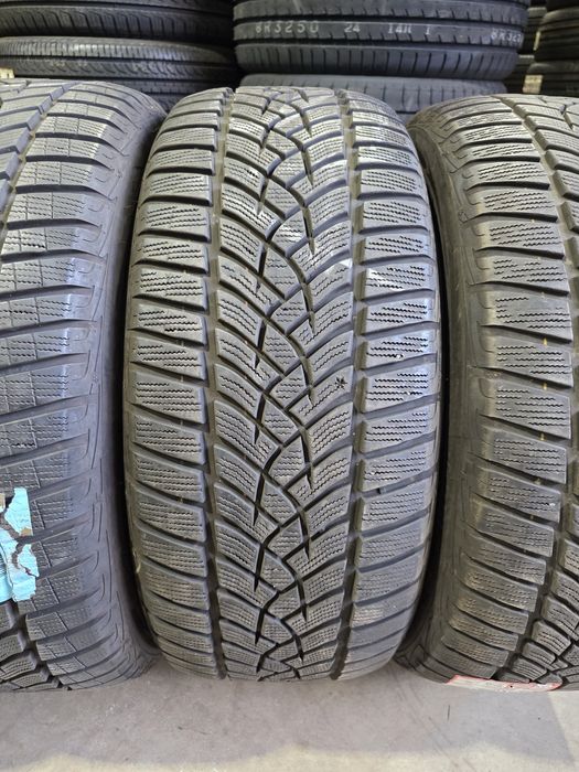 255/45/20 GOODYEAR 4бр