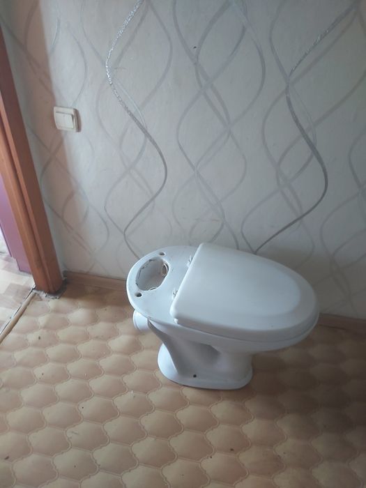 Унитаз совецкий санфарфор