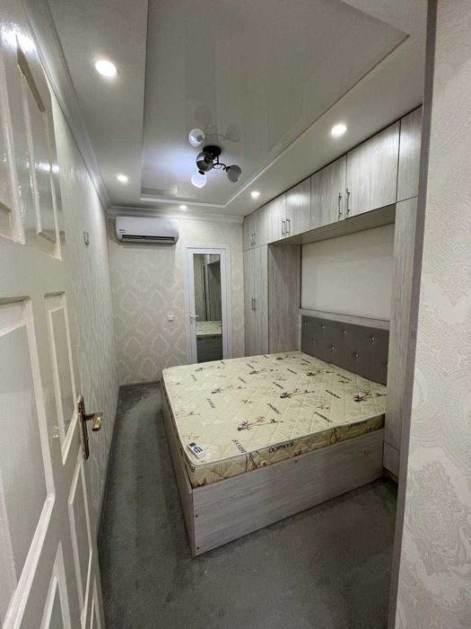 Сдаётся квартира в центре города Селхоз, срочно. В люкс состоянии.