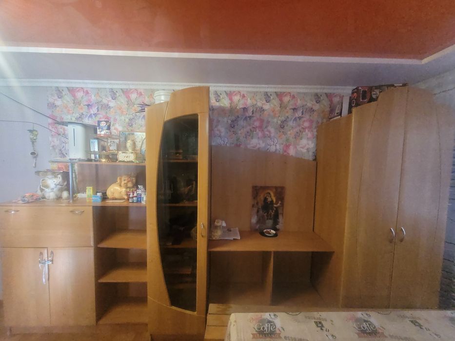 Продам стенку горку