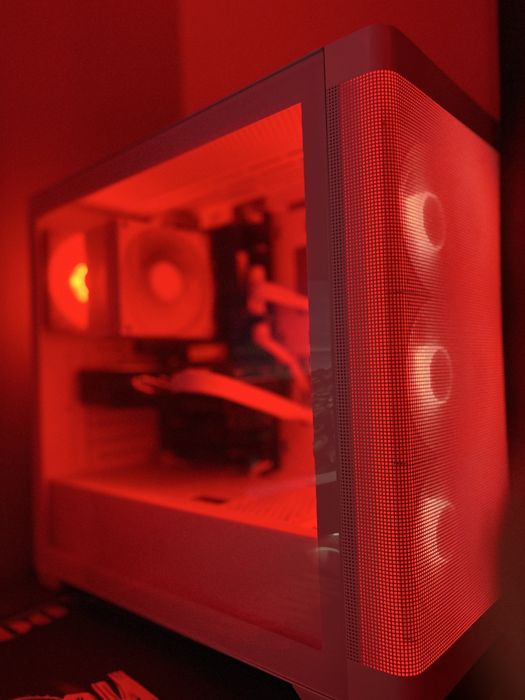 AMD Radeon RX6700XT | Intel I7-8700 | 16GB RAM | 1TB SSD M.2 NVMe