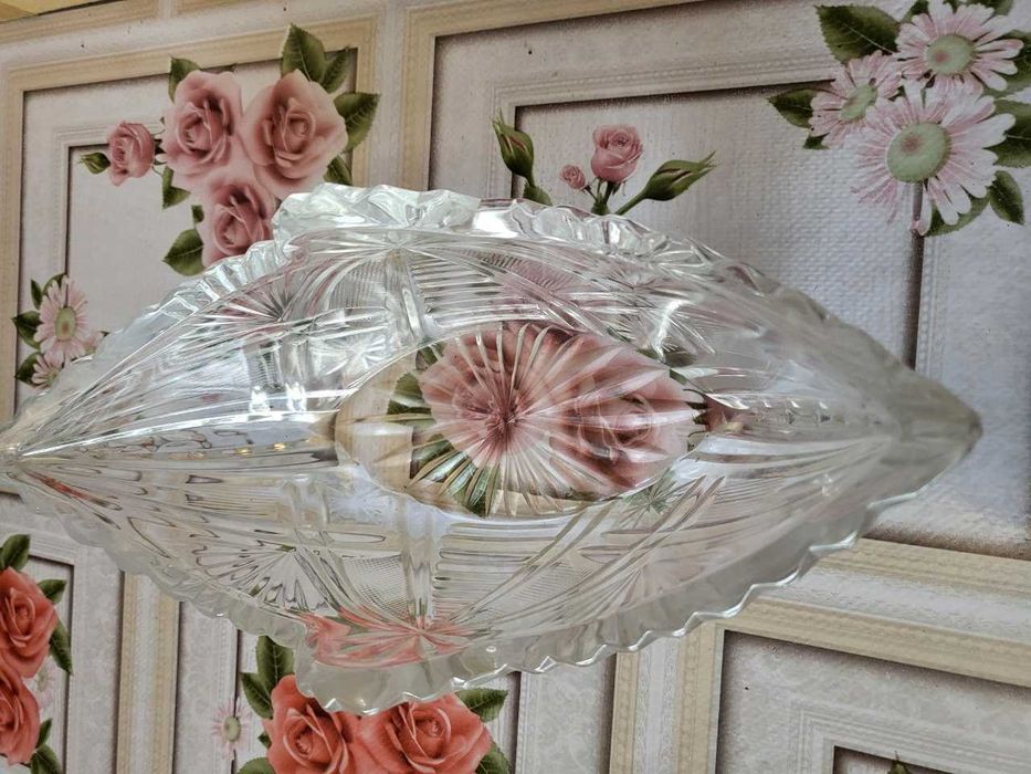 Ваза хрустальная ладья