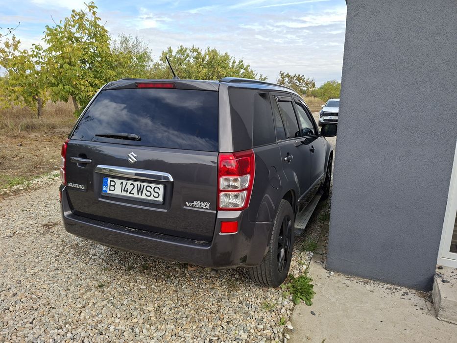 Suzuki grand vitara