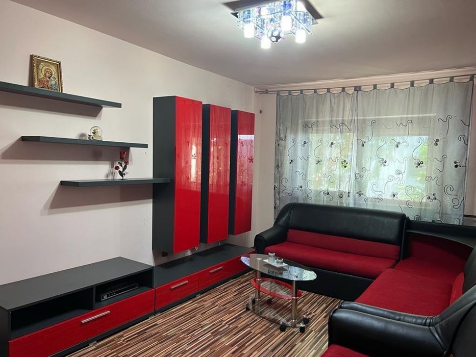 Inchiriez apartament 2 camere zona Piata Mare pe str Rosiorilor, etaj 1, ultra lux, mobilat utilat — fotografia 3