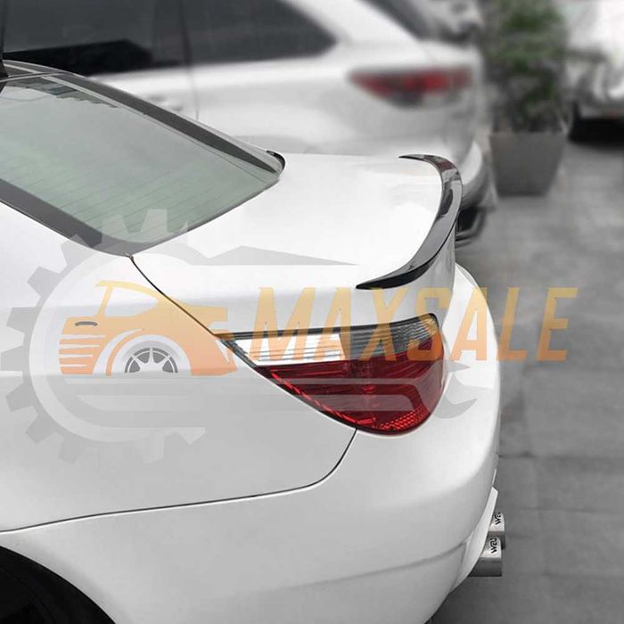 Спойлер за БМВ е60 багажник 5 серия седан BMW E60 нови задна броня