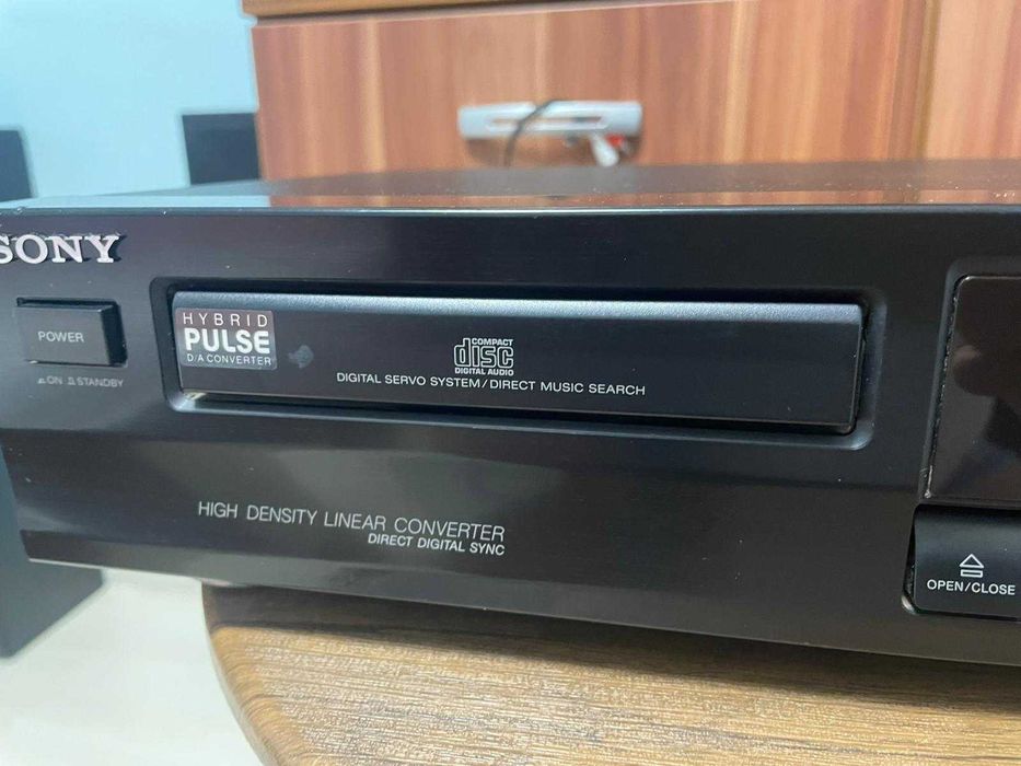 Sony CDP-211 Compact Disc Player