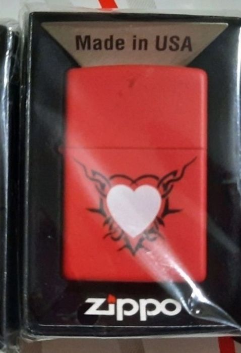 Продам зажигалки "Zippo"