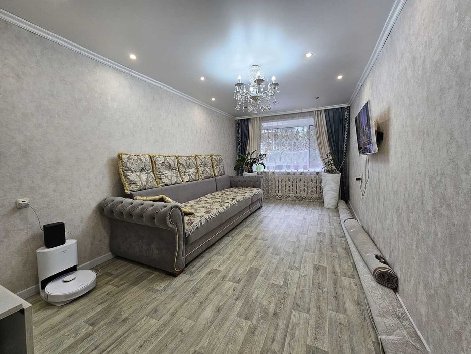 2 ух комнатная Ворошилова 17.млн!