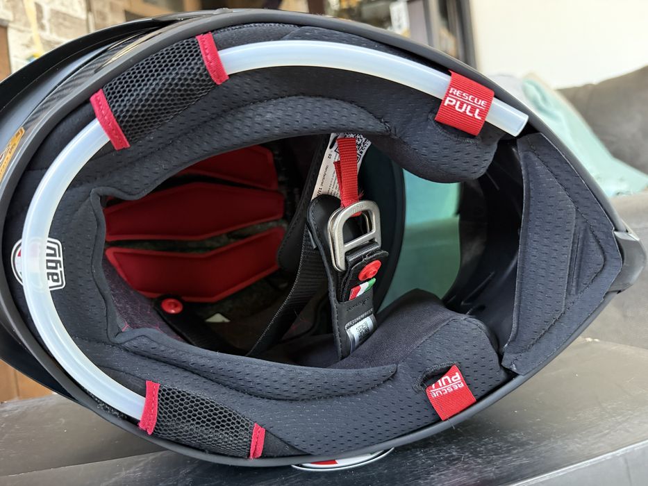 AGV Pista GP RR - Rossi Soleluna 2022/ Matt carbon - M + Mir Americas - MS