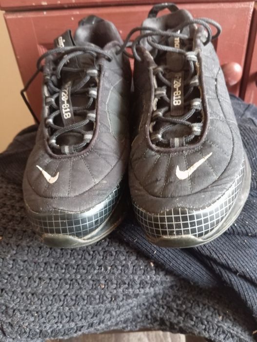 Три чифта маратонки NIKE Air max 720, 720-818