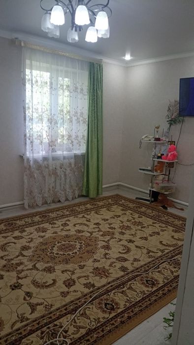 продам 2 дома в одном дворе