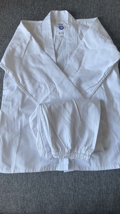 Продам кимоно для карате