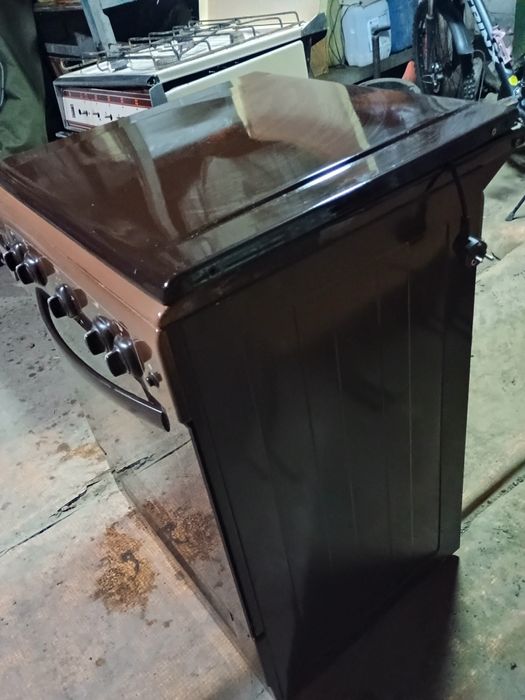 Продам газ.плиту б/у