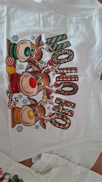 Комплект тениски за цялото семейство с коледни мотиви