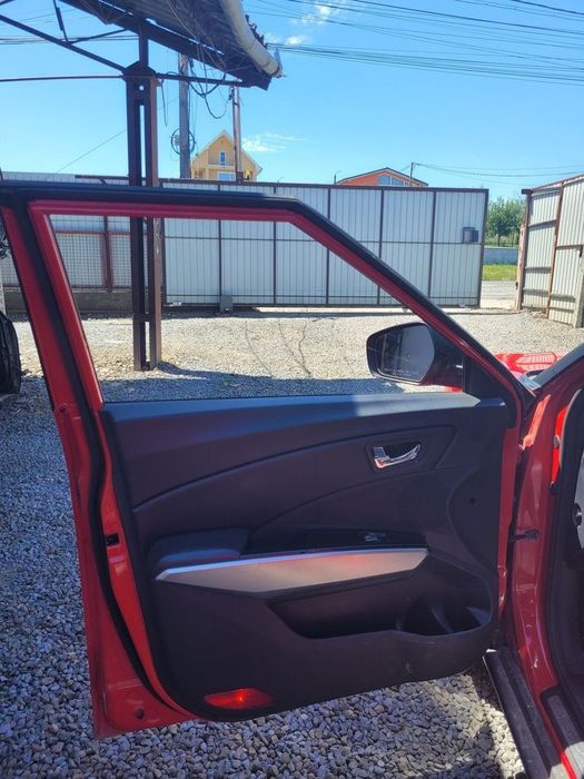 Usa Stanga Fata SsangYong Tivoli 2015 - 2019 SUV 4 Usi Flaming Red Pear RAM (1290)