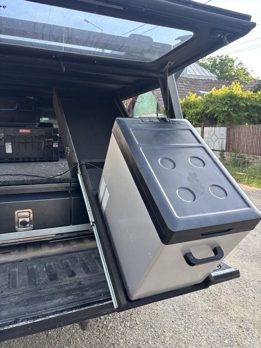 Frigider auto cu compresor 12v 50litri cu slider rabatabil pentru pick-up camping/overlanding